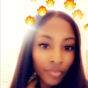 Meet your Posher, Kiana